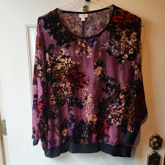 Avenue Tops - Avenue Velvet Floral Purple Long Sleeved Top Size 18/20